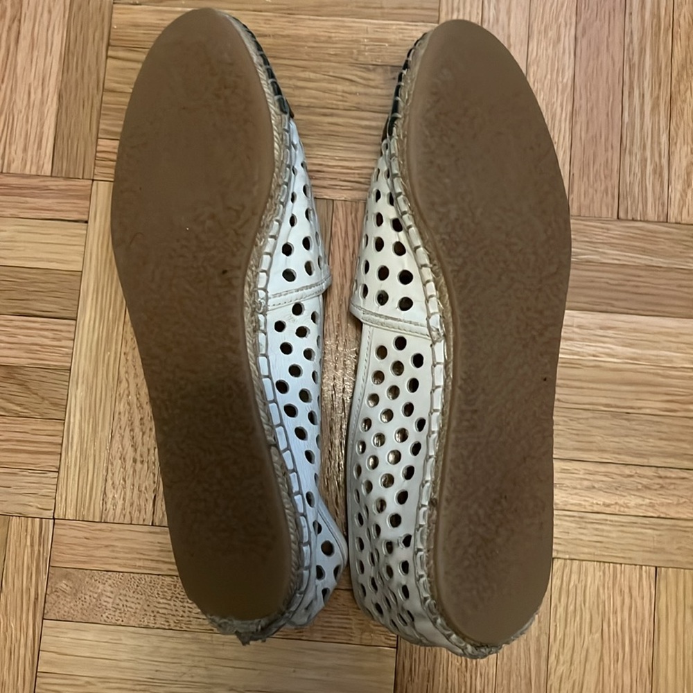 Loeffler Randall white & black perforated cap-toe flat espadrilles. Size 7.5 - Picture 3 of 5